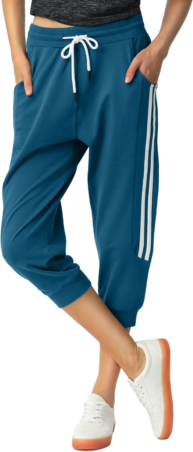 SPECIALMAGIC Women's Capri Sweatpants Cropped Joggers with Pockets Elastic Waist Drawstring