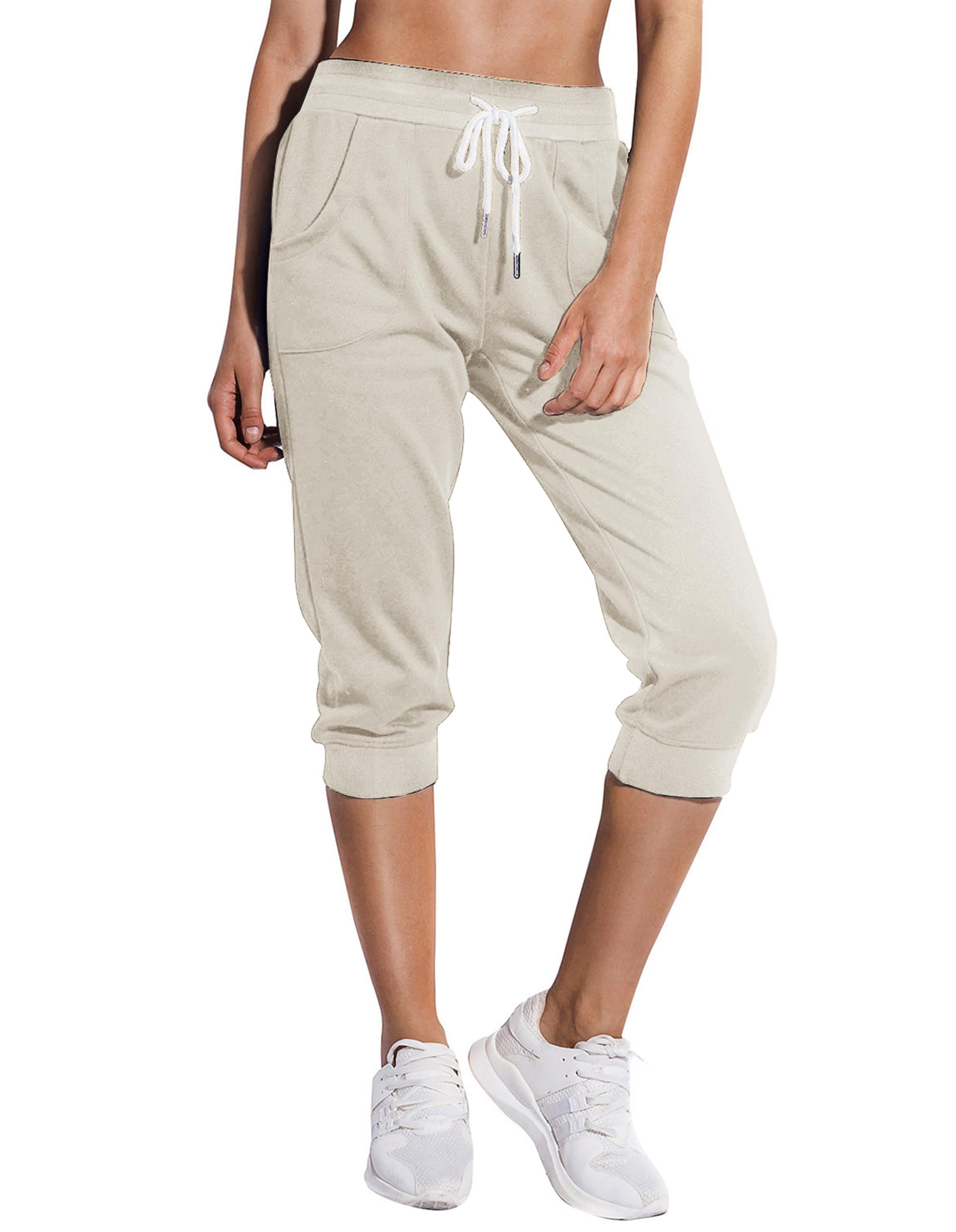 SPECIALMAGIC Women's Capri Sweatpants Cropped Jogger Running Pants Lounge Loose Fit Drawstring Waist with Side Pockets