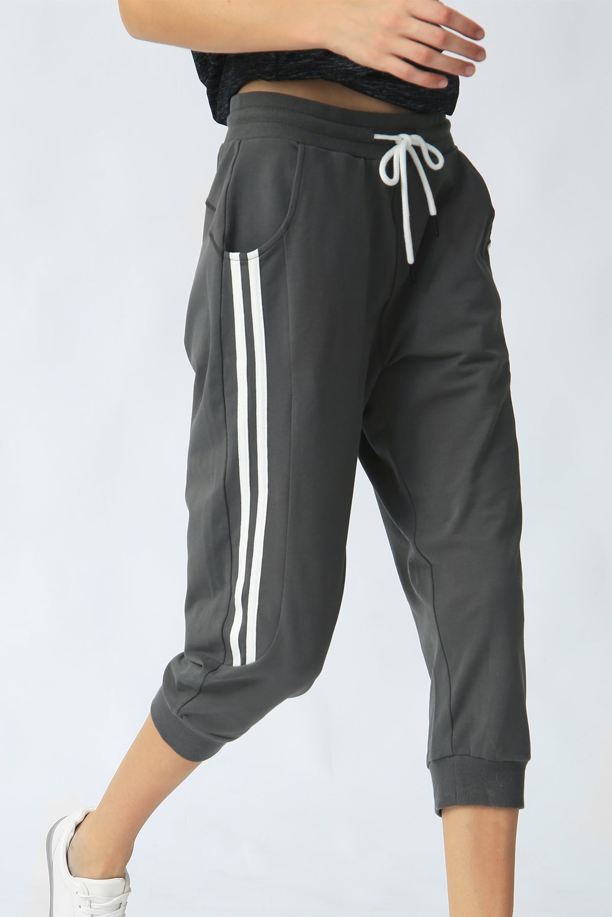 Cropped joggers womens capri cheap